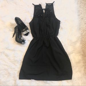 ✨Express Black Halter Dress